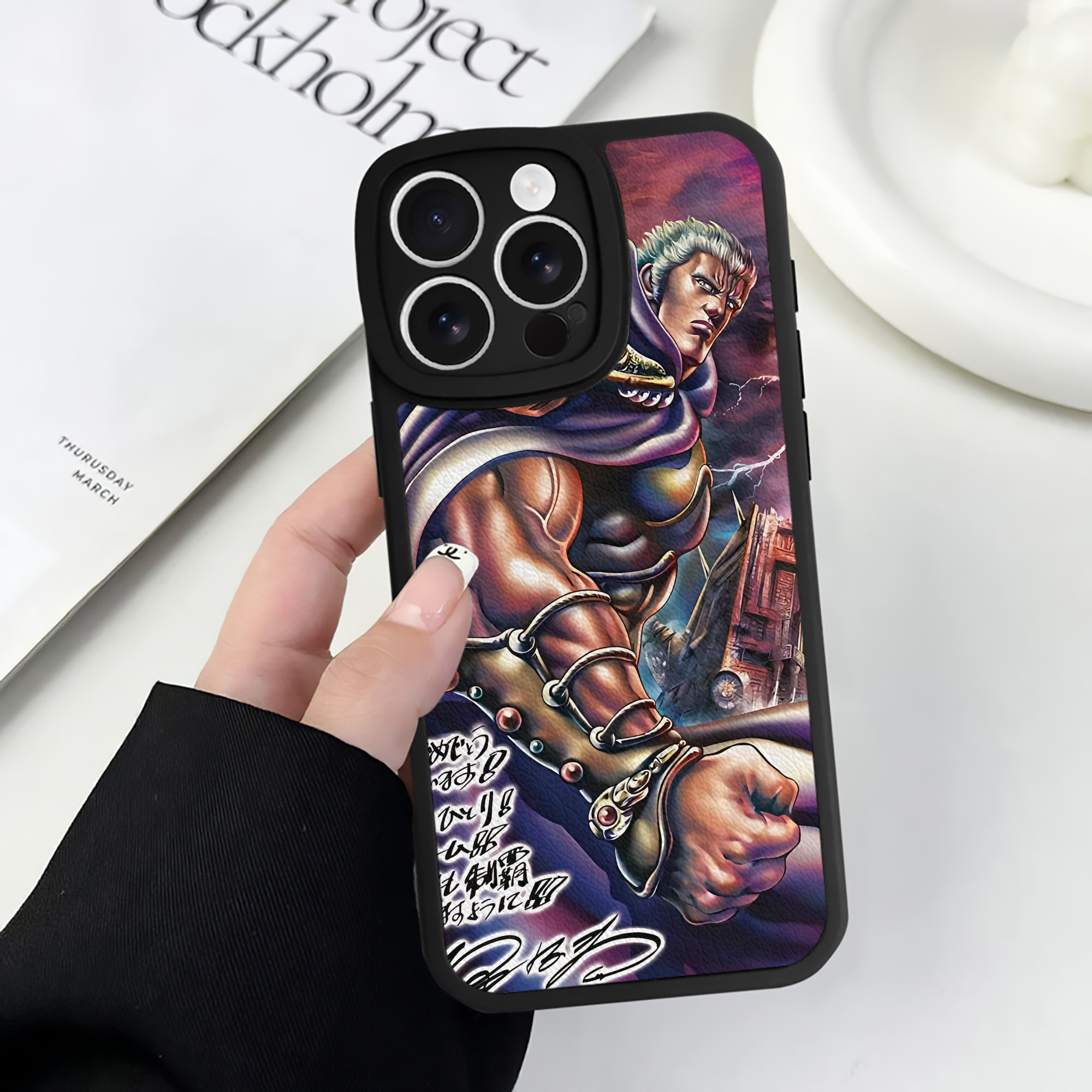 （画像用） 北斗の拳 Fist of the North Star 【iPhone 16シリーズ対応】シリコンスマホケース（レザー調） 材質：シリコン